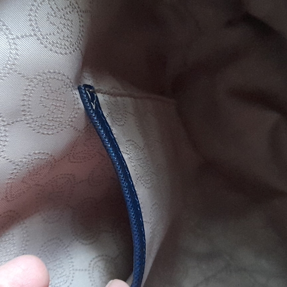 Flash Sale! Today only deal! Authentic! Michael Kors tote - Picture 11 of 12